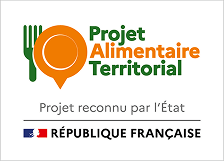 Fond blanc avec une fourchette et une assiette sur la gauche. A droite, la mention Projet Alimentaire Territorial